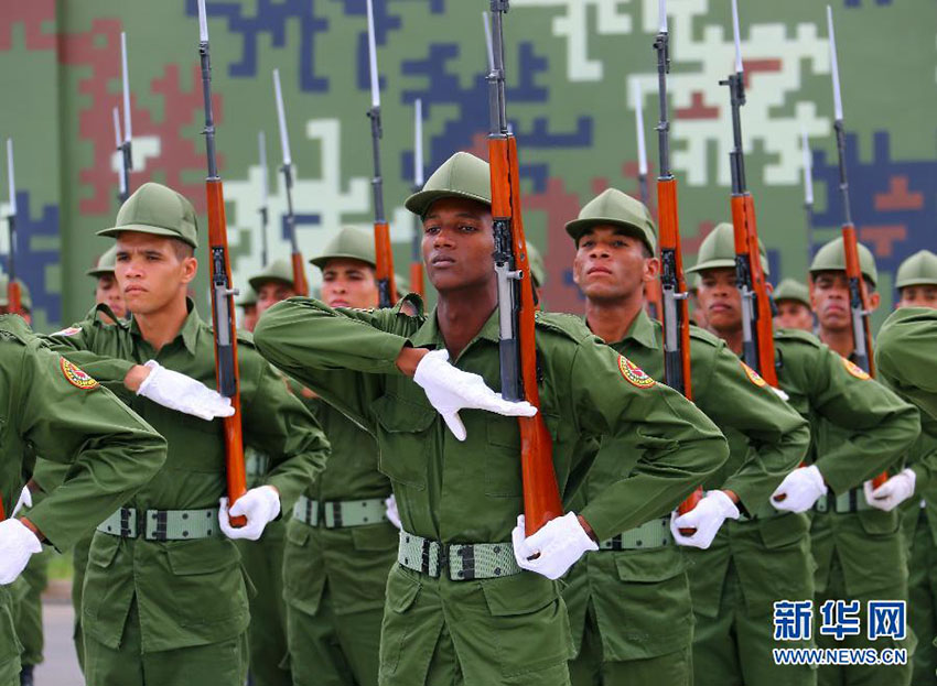 Destacamentos estrangeiros ensaiam participação na parada do Dia da Vitória em Pequim