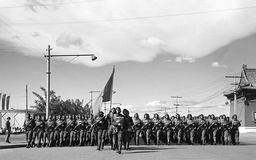 Imagens históricas de desfiles militares