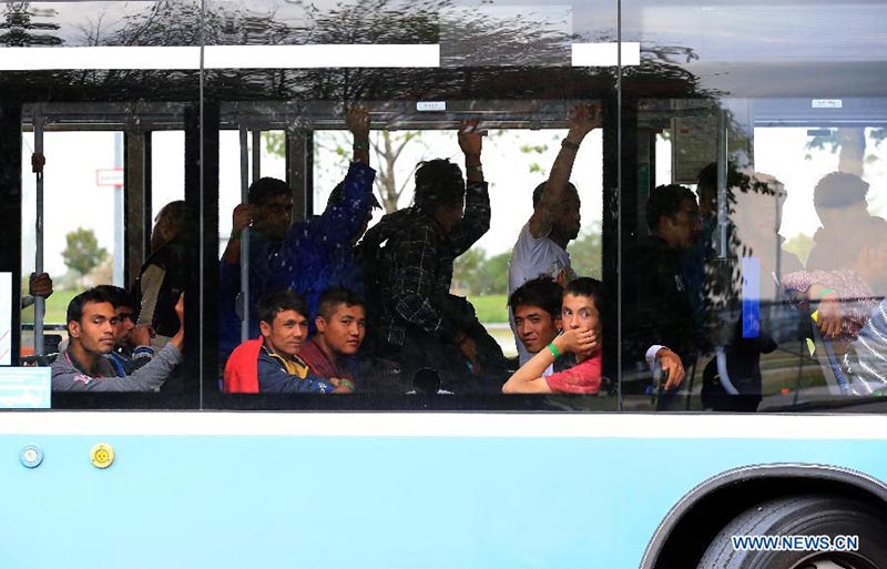 Milhares de refugiados chegam à estação central de Munique