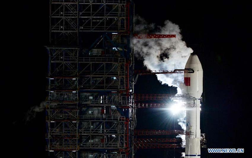 China lança com sucesso primeiro satélite de teste da tecnologia de telecomunicações