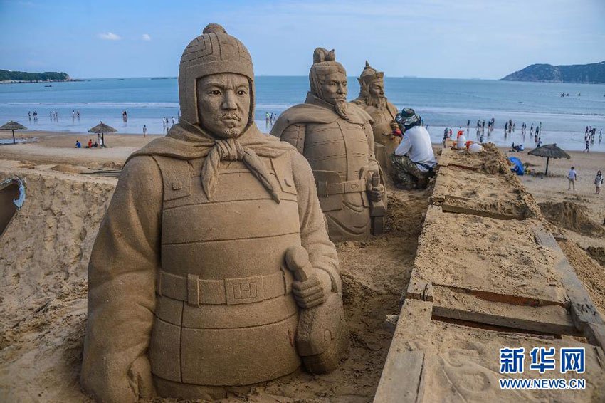 China realiza exposição internacional de esculturas de areia