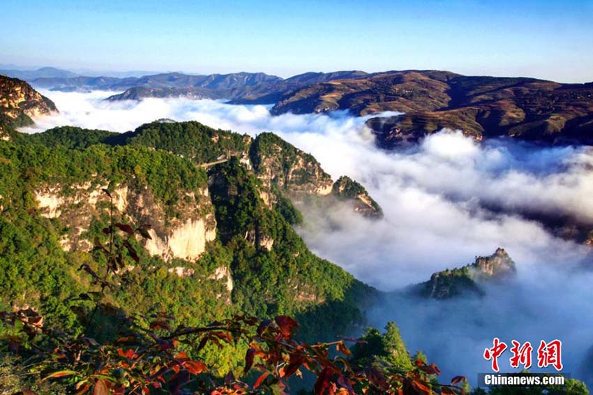 Paisagens lindas do outono no Monte Kongtong no noroeste da China