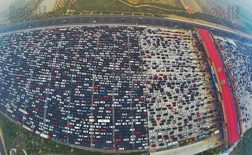 Feriado do Dia Nacional termina em congestionamentos