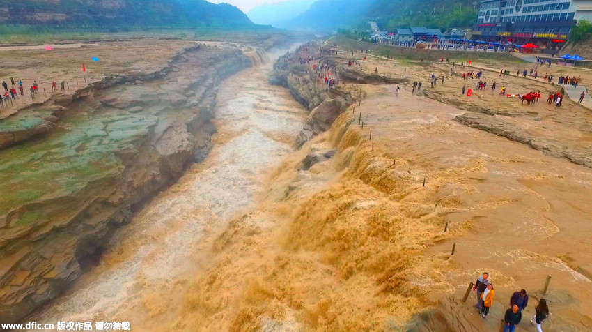 Galeria: Cascata Hukou, ponto de paragem da corrente do Rio Amarelo