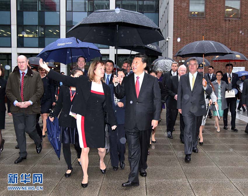 Xi Jinping visita Colégio Imperial de Londres