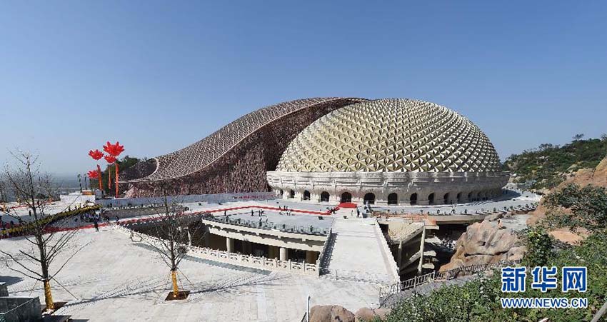 Realizada em Nanquim cerimónia de adoração de relíquia de Shakyamuni