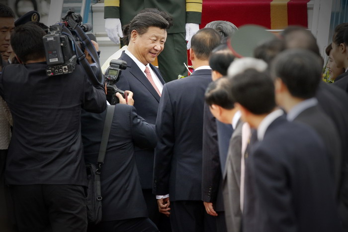 Presidente chinês chega ao Vietnã para sua primeira visita oficial ao páis