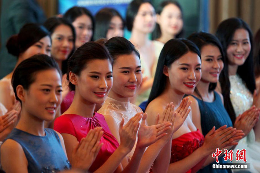 42 beldades chegam à final da eliminatória chinesa para a 65ª Miss World