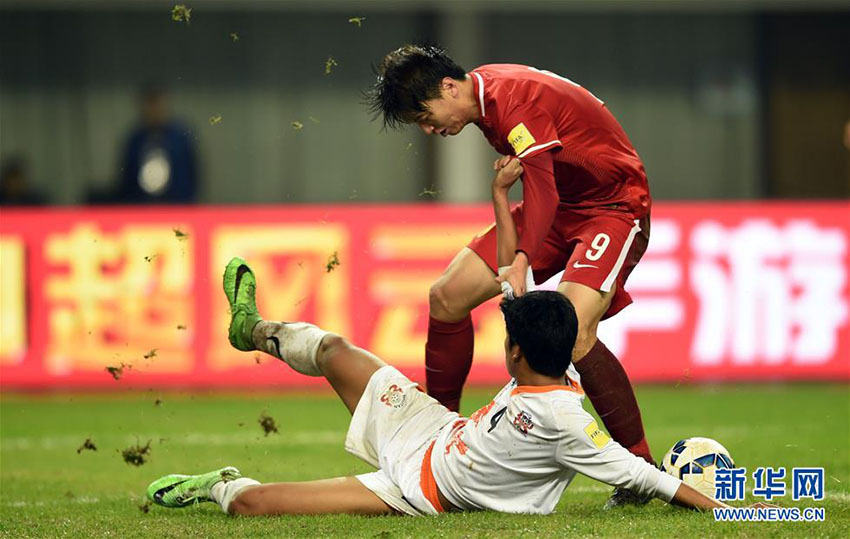 Seleção masculina de futebol da China vence Butão