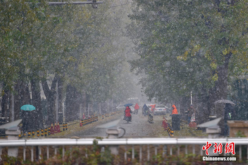 Descida da temperatura acompanhada de neve no norte da China