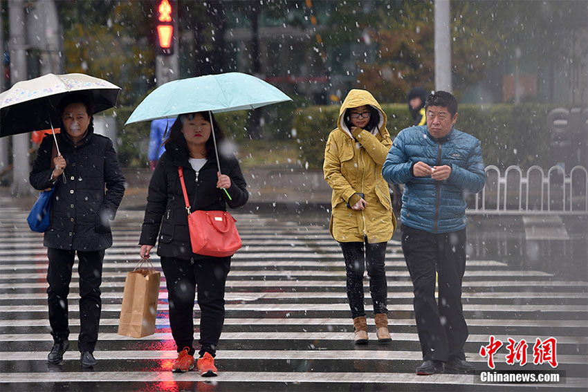 Descida da temperatura acompanhada de neve no norte da China