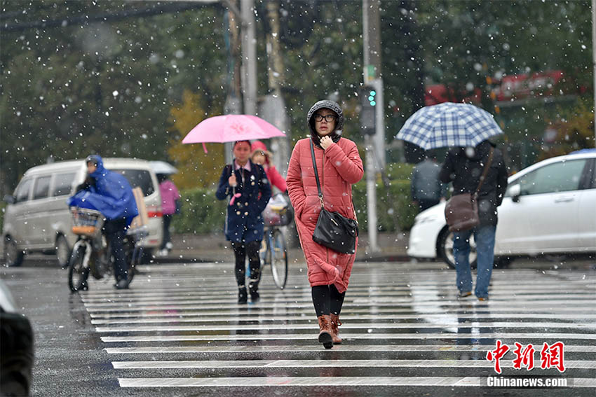 Descida da temperatura acompanhada de neve no norte da China