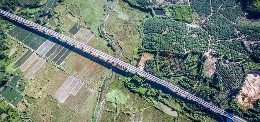 Concluída em Hainan primeira rede ferroviária circular de alta velocidade