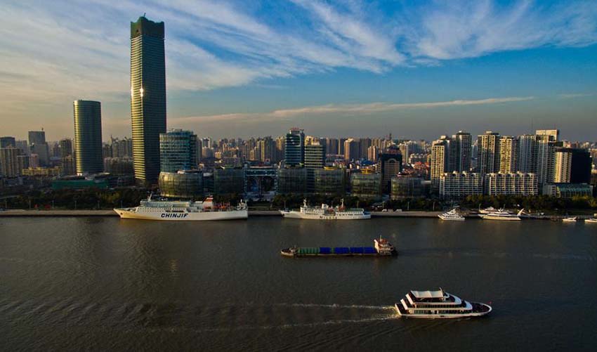 Baiyulan Plaza: O edifício mais alto no centro de Xangai