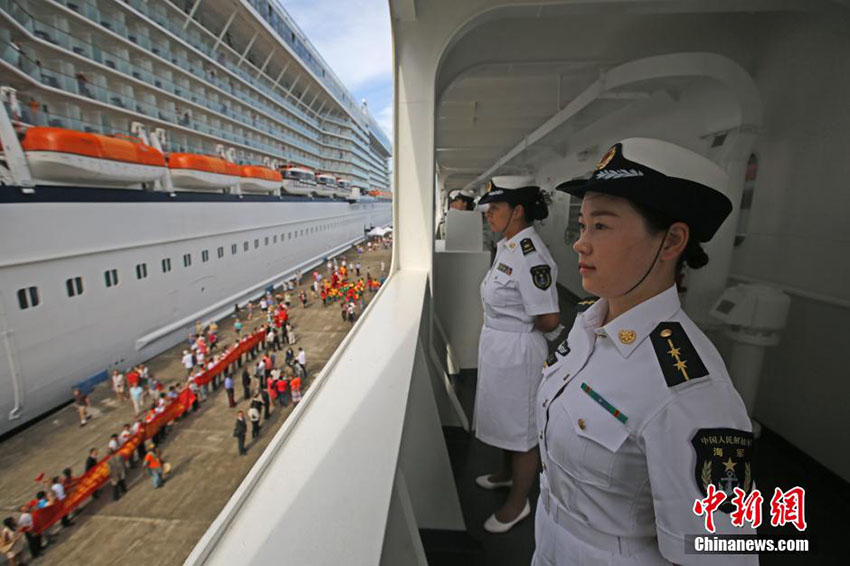 Navio-hospital da Marinha chinesa chega a Granada em missão oficial