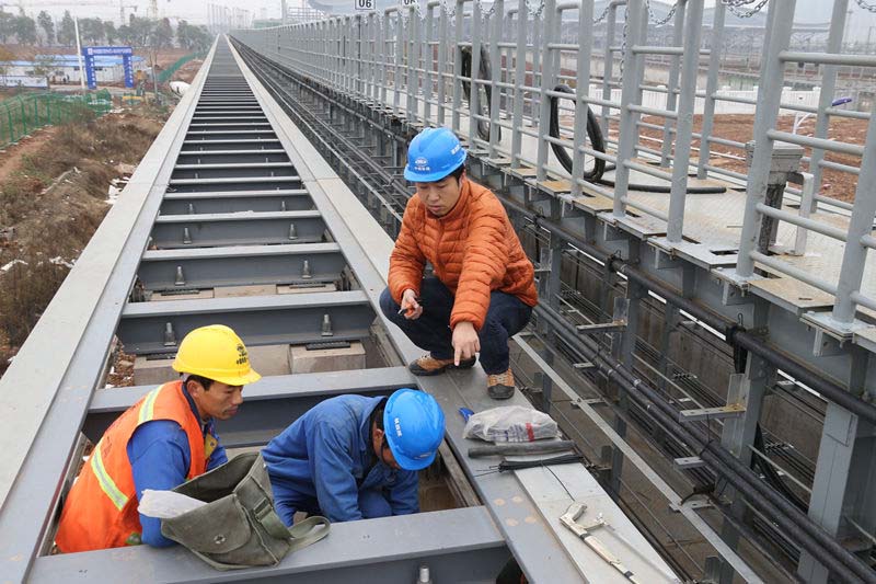 Primeira ferrovia de levitação magnética de média e baixa velocidade da China entra em fase de testes