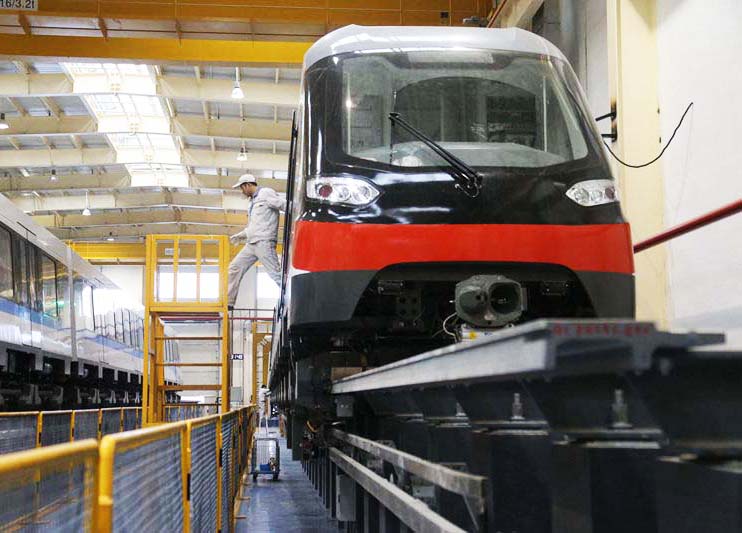 Primeira ferrovia de levitação magnética de média e baixa velocidade da China entra em fase de testes 