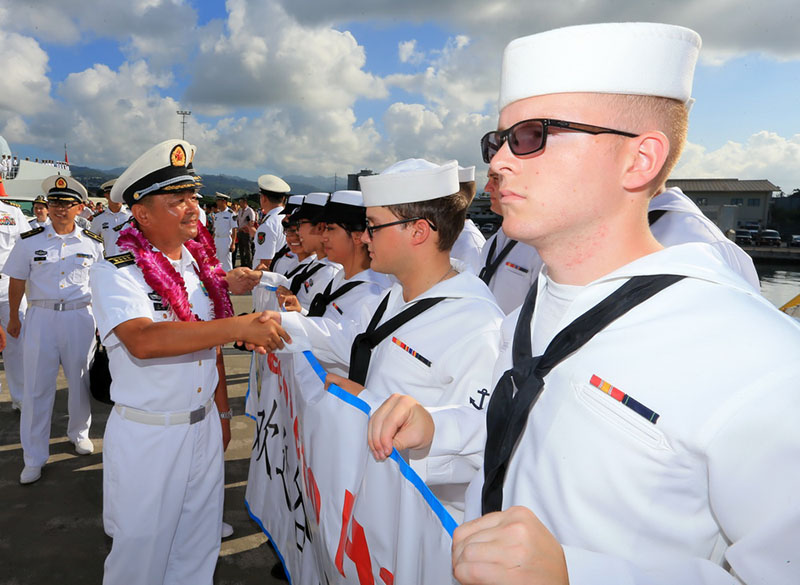 Frota da Marinha chinesa chega a Pearl Harbor