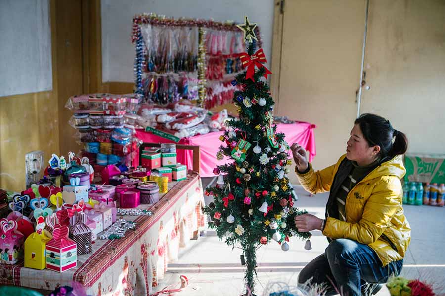 Época natalícia em aldeia católica no norte da China