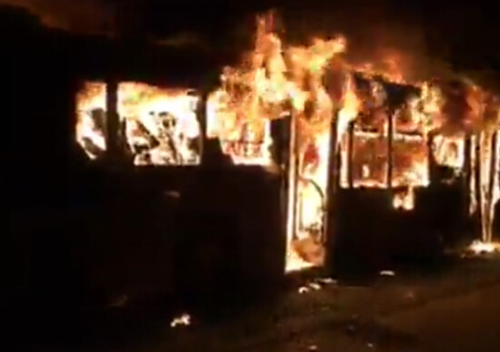 Incêndio em ônibus no noroeste da China deixa 14 mortos