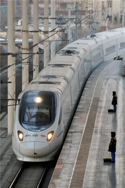 China cumpre metas e expande sua rede ferroviária