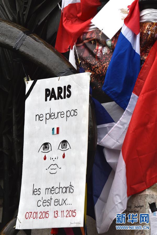Governo francês realiza atividade para lembrar vítimas dos ataques terroristas