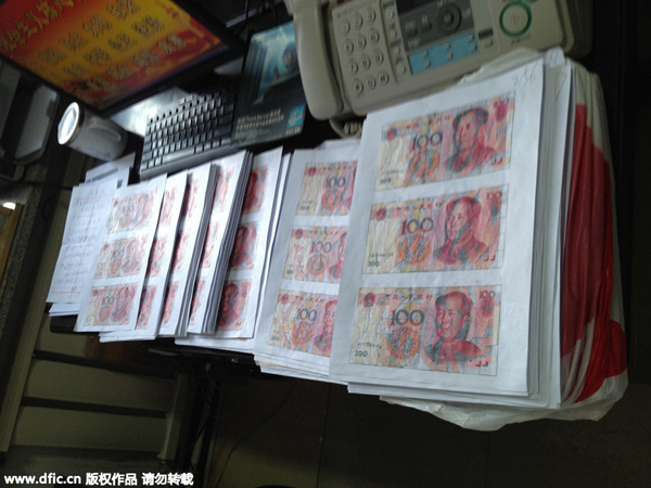 Filho repõe 140,000 yuans em notas cortadas em pedaços destruídas por impulso do pai