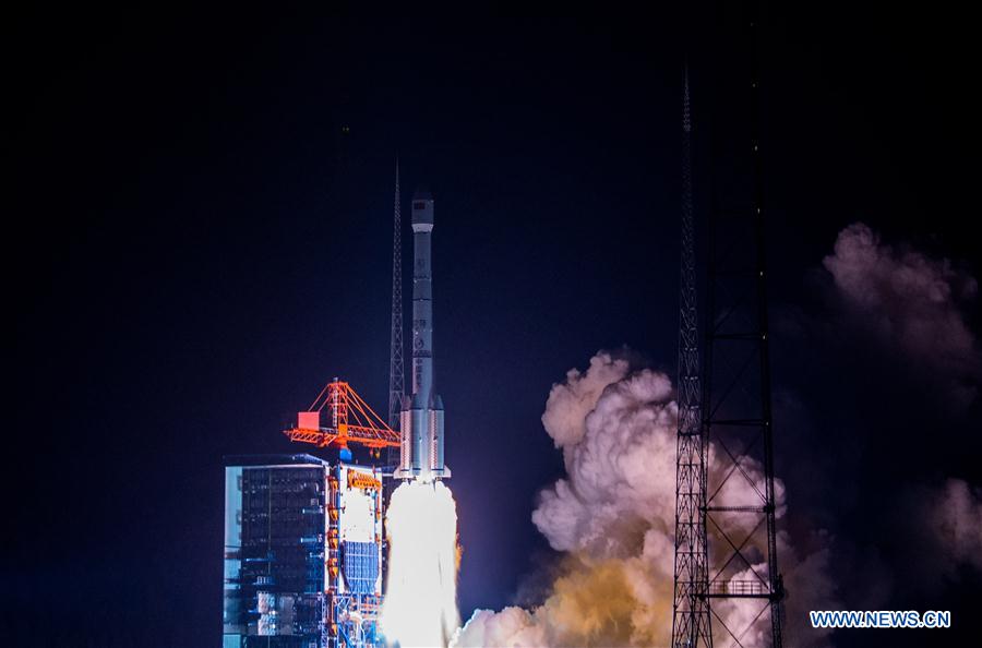 China lança satélite de telecomunicações Bielorrusso