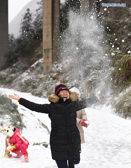 Guangzhou tem sua primeira tempestade de neve nos últimos 60 anos