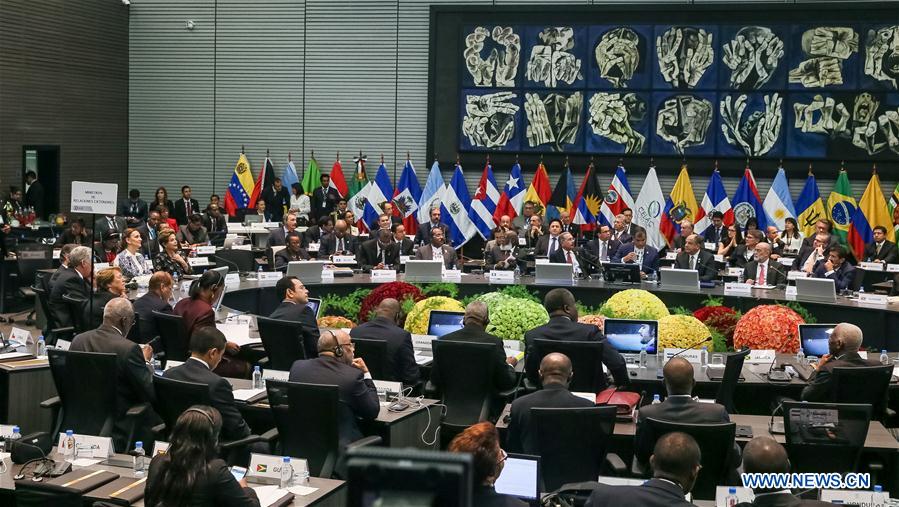 CELAC deve substituir a OEA, diz presidente do Equador