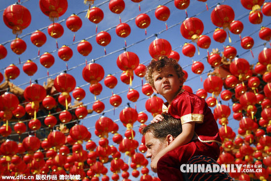 Festival da Primavera da China torna-se globalizada e carrega valores universais