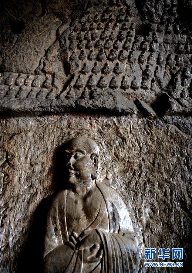 Grutas Longmen abrem nova caverna budista