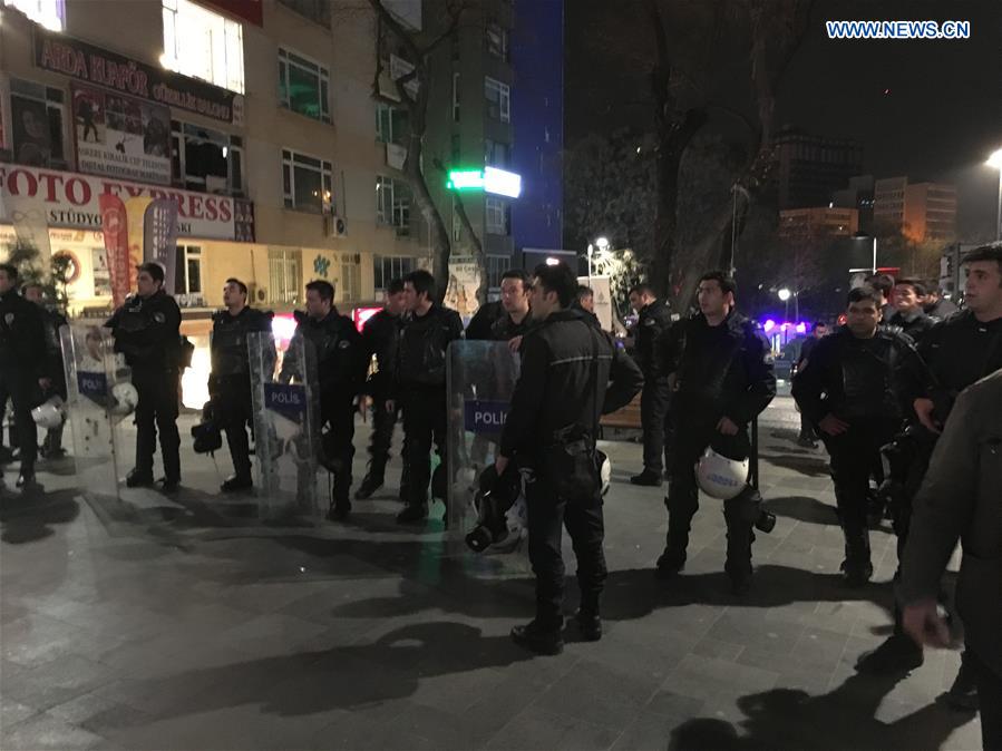 Explosão provoca pelo menos 34 mortos e 125 feridos em Ancara