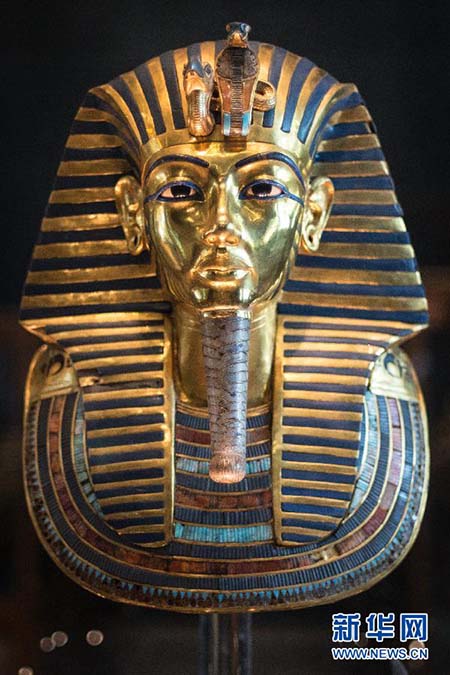 Examinação confirma a existência de quartos escondidos no túmulo do rei Tutancámon