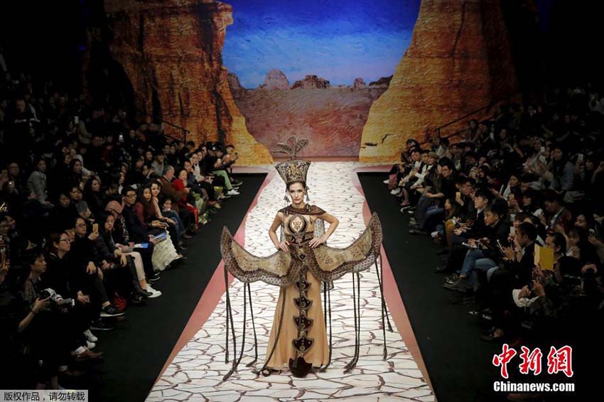 Semana Internacional de Moda da China é inaugurada em Beijing