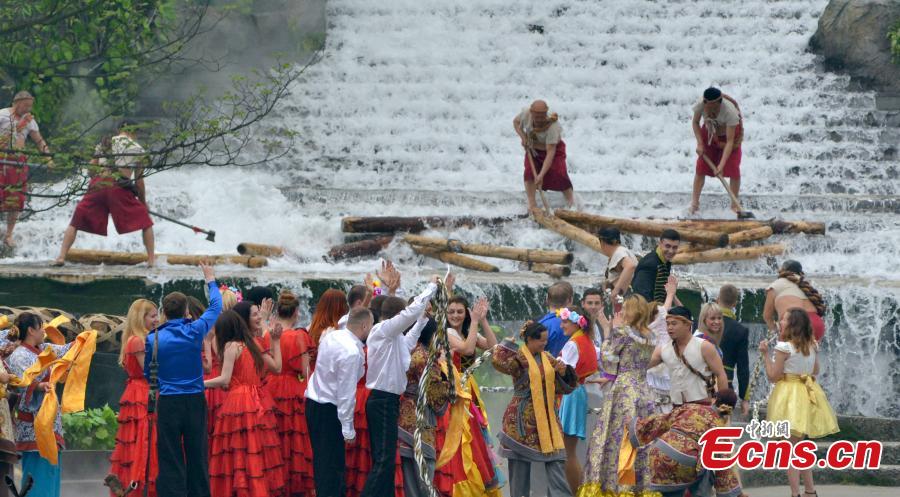 Festival de liberação das águas é inaugurado em Dujiangyan