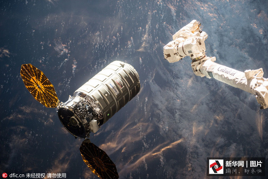 NASA publica galeria de fotos da terra tiradas do espaço