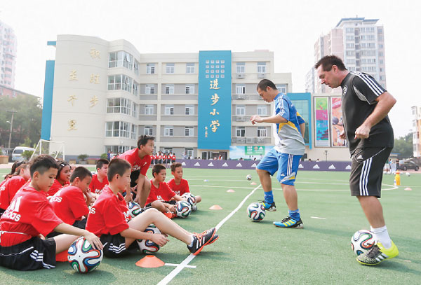 China ambiciona tornar-se uma potência futebolística mundial até 2050