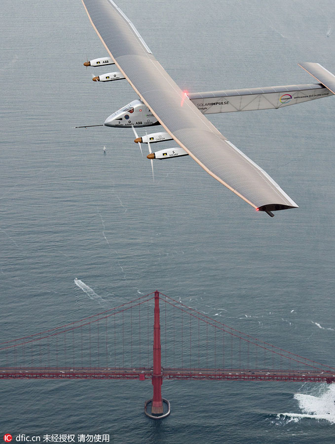 Maior avião de energia solar do mundo chega a São Francisco