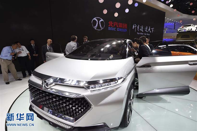 Carros conectados e movidos a novas energias são destaques na Auto China 2016