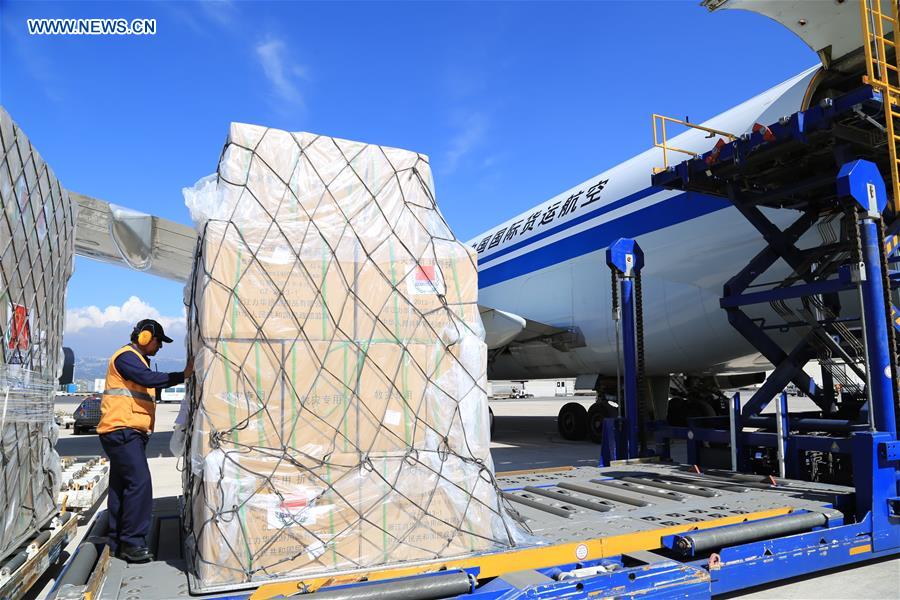 China envia ajuda humanitária ao Equador