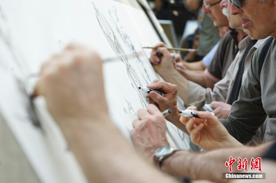Cartunistas estrangeiros pintam Beijing