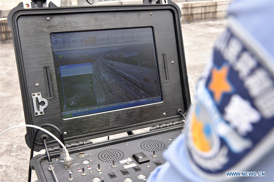 Drones monitorizam o tráfego durante o Dia do Trabalhador no sul da China