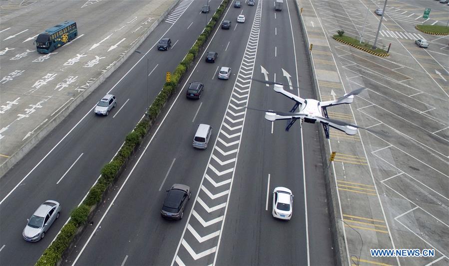 Drones monitorizam o tráfego durante o Dia do Trabalhador no sul da China