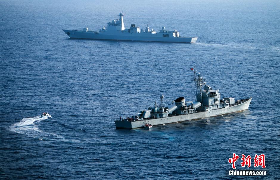 Marinha chinesa realiza exercício de resposta à circunstâncias especias no MSC