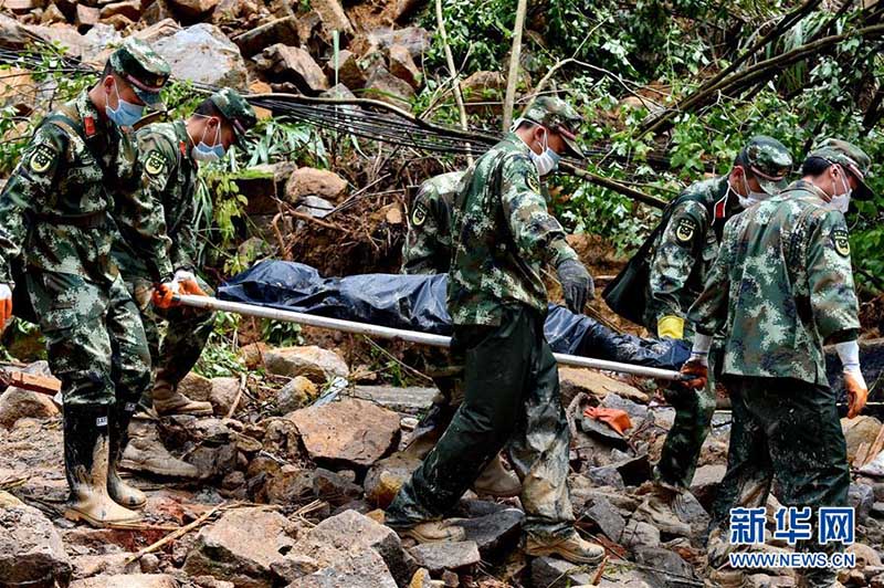 Deslizamento de terra no sudeste da China deixa 34 mortos e quatro desaparecidos