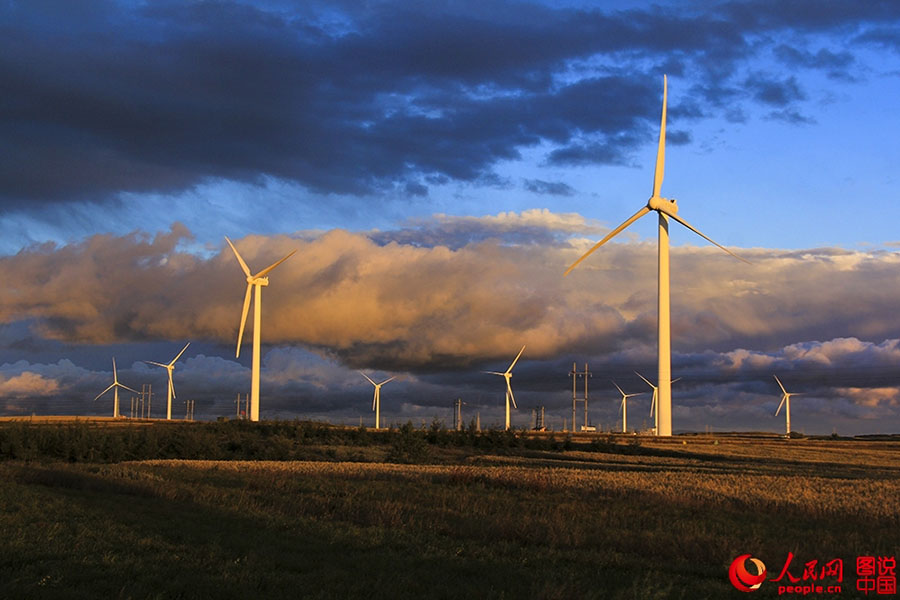 Rodovia de Hebei envolta em paisagens sublimes começa a cobrar ingressos de entrada