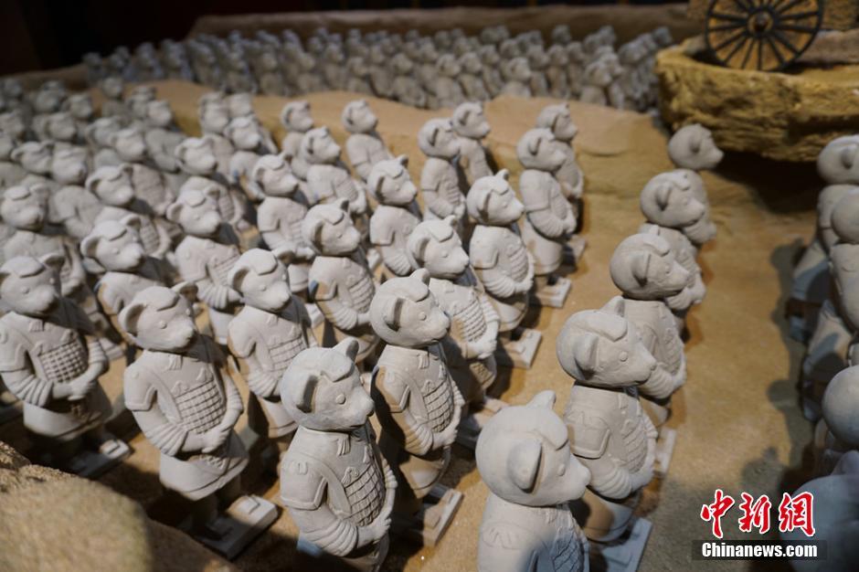 “Ursinhos de terracota” em exposição em Wuxi