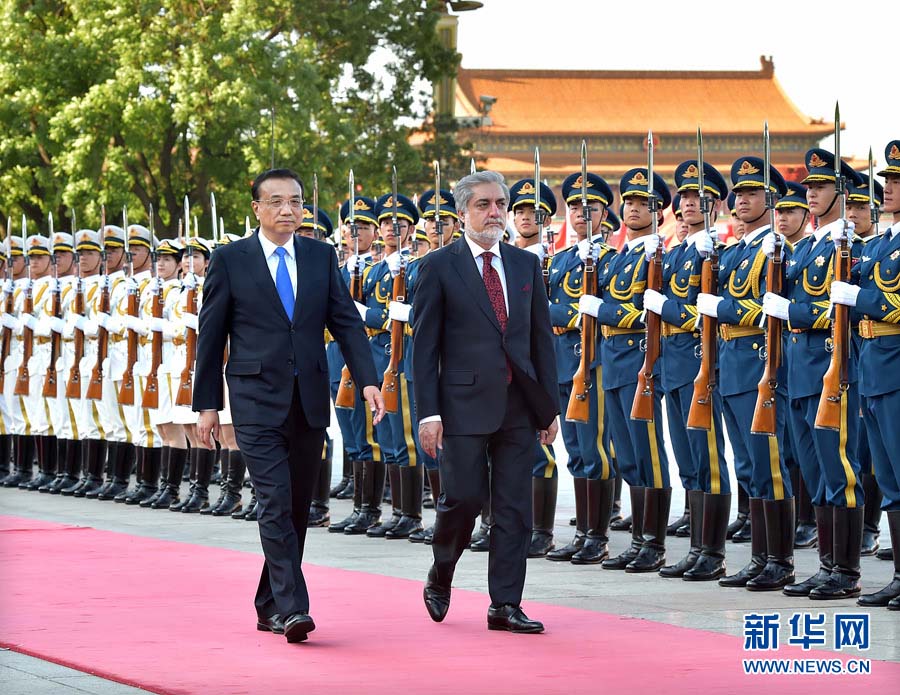 China promete apoio para reconciliação e construção afegãs