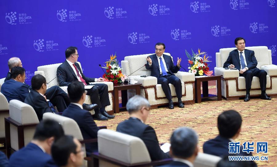 Primeiro-ministro insta empresários chineses a se atualizarem